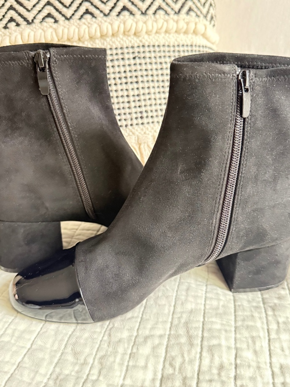 New Linea Paolo Stella Cap Toe Bootie Black Women's Size 8